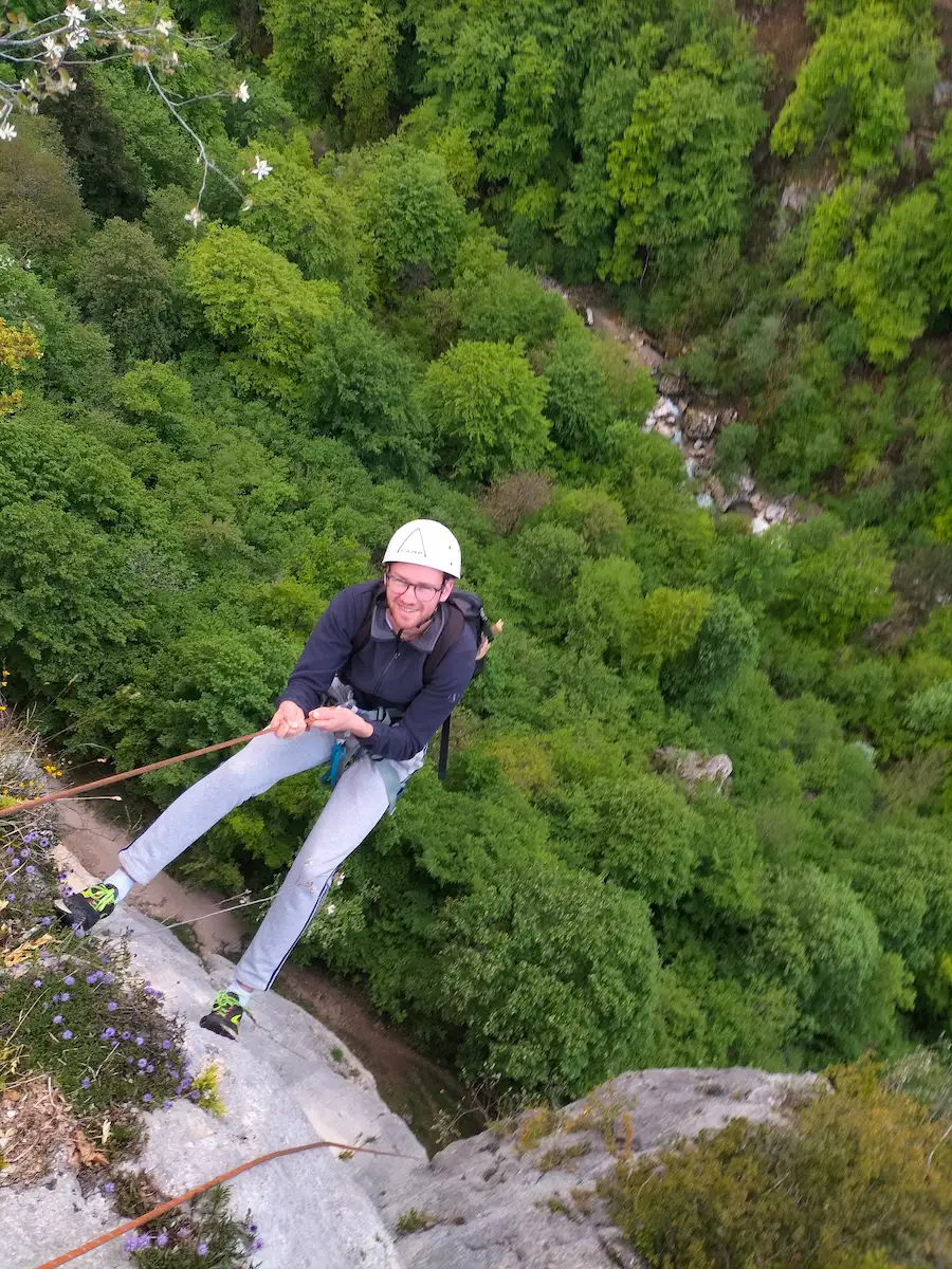 Événementiel animation descente en rappel géant