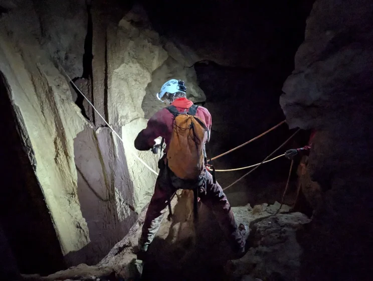 Spéléologie dans le Jura à Saint Claude