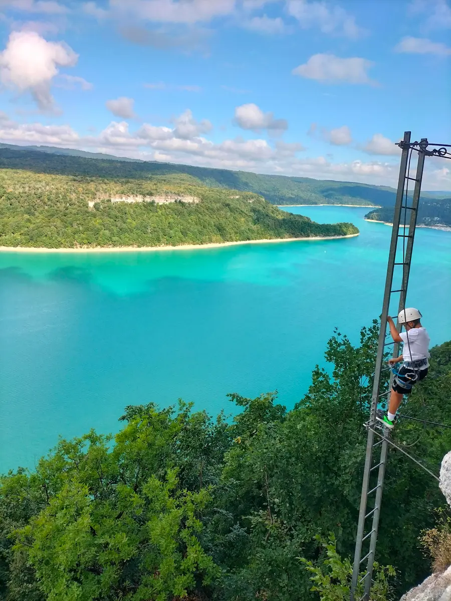 Via Ferrata dans le Jura au Lac de Vouglans